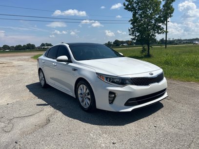 Used 2018 Kia Optima S w/ Panoramic Sunroof Package