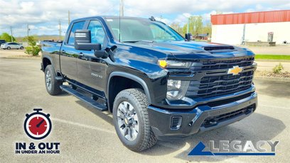 New 2025 Chevrolet Silverado 2500 Custom w/ Custom Value Package