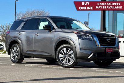 New 2025 Nissan Pathfinder S