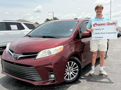 Used 2018 Toyota Sienna XLE