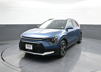 Used 2024 Kia Niro EX w/ EX Cold Weather Package