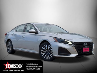 Used 2023 Nissan Altima 2.5 SV