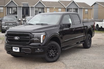 New 2025 Ford F150 Lariat w/ FX4 Off-Road Package
