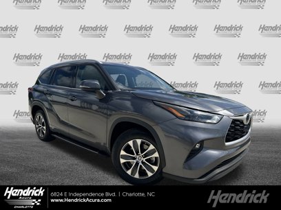 Used 2022 Toyota Highlander XLE