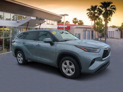 Used 2024 Toyota Highlander LE