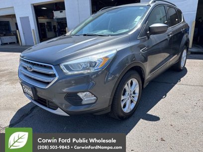 Used 2017 Ford Escape SE w/ Equipment Group 201A