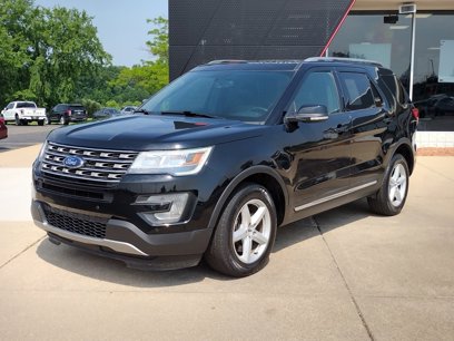 Used 2017 Ford Explorer XLT w/ Equipment Group 202A