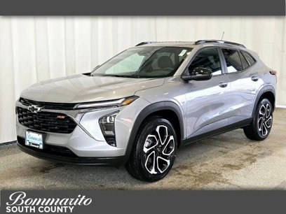 Used 2025 Chevrolet Trax RS w/ Sunroof Package