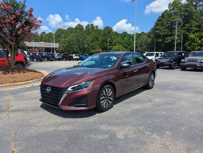 Used 2024 Nissan Altima 2.5 SV