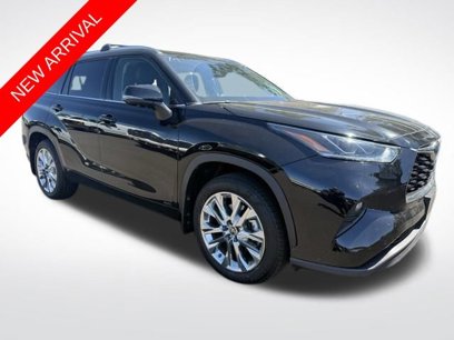 Used 2023 Toyota Highlander Limited
