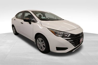 New 2025 Nissan Versa S w/ Trunk Package