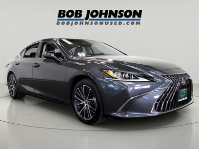 Used 2022 Lexus ES 350 w/ Premium Package