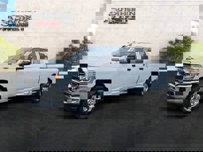 New 2024 RAM 2500 Tradesman w/ Chrome Appearance Group
