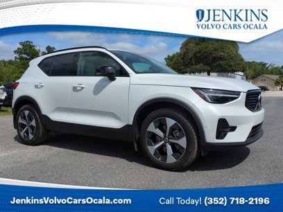 New 2025 Volvo XC40 B5 Plus w/ Protection Package Premier