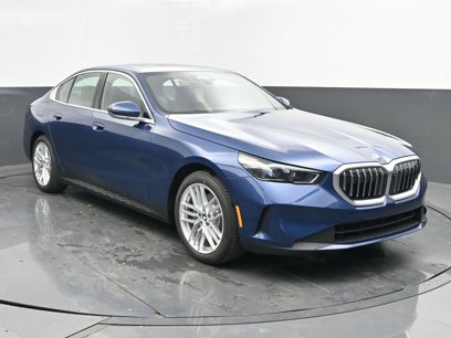 New 2025 BMW 530i w/ Premium Package