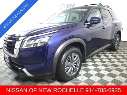 Certified 2025 Nissan Pathfinder SV