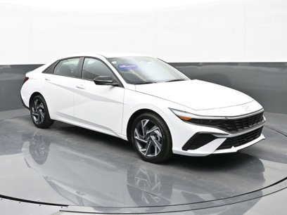 Certified 2025 Hyundai Elantra Sport w/ Cargo Package