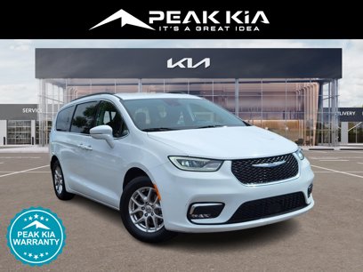Used 2022 Chrysler Pacifica Touring-L