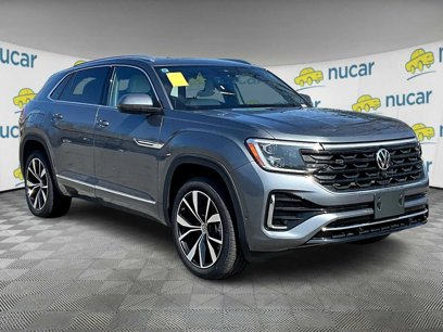 New 2025 Volkswagen Atlas Cross Sport SEL Premium R-Line