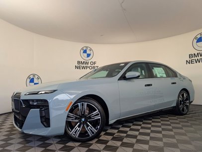 New 2025 BMW 740i xDrive w/ Premium Package