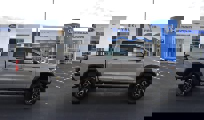 Used 2024 Chevrolet Colorado ZR2 w/ ZR2 Convenience Package III