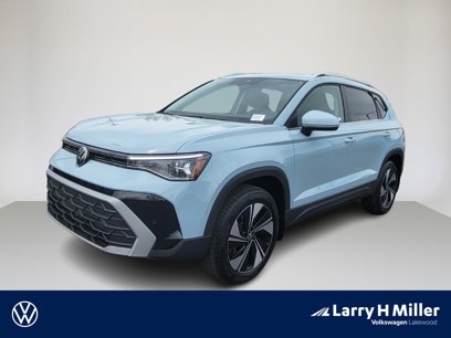 New 2025 Volkswagen Taos SE