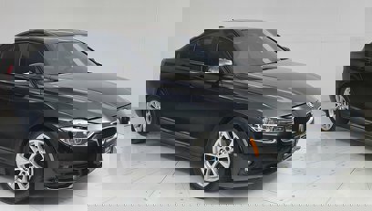Used 2018 BMW 320i xDrive Sedan