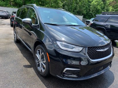 Used 2022 Chrysler Pacifica Pinnacle