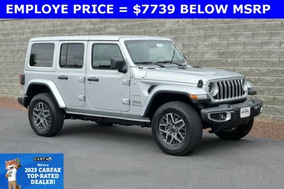 New 2024 Jeep Wrangler Sahara w/ Technology Group