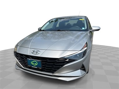 Used 2023 Hyundai Elantra SEL w/ Convenience Package