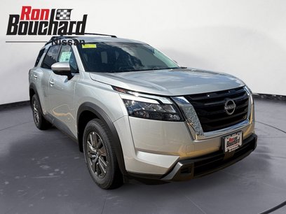New 2025 Nissan Pathfinder SV