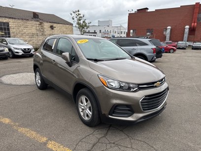 Used 2022 Chevrolet Trax LS w/ Tint and Cruise Package