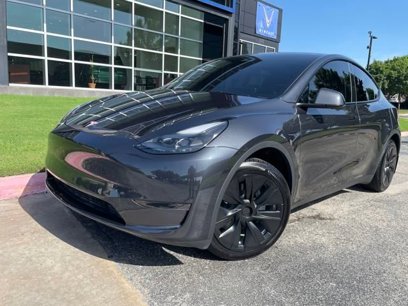 Used 2024 Tesla Model Y 2WD