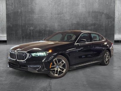 New 2024 BMW i5 eDrive40i w/ Premium Package