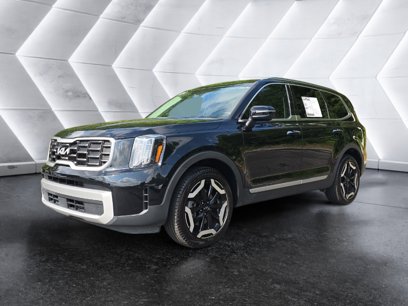 Used 2023 Kia Telluride S w/ S Sunroof Package
