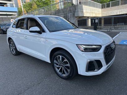 Used 2022 Audi Q5 2.0T Prestige w/ Prestige Package