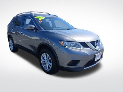 Used 2016 Nissan Rogue SV w/ SV Premium Package