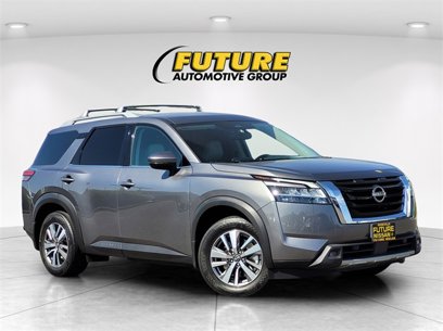 Certified 2022 Nissan Pathfinder SL