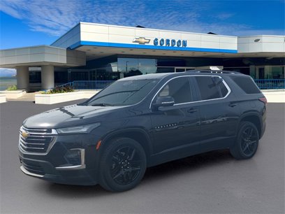 Used 2022 Chevrolet Traverse LT