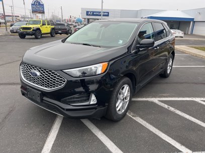 Used 2023 Ford Edge SEL w/ Convenience Package