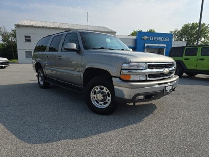 Used 2000 Chevrolet Suburban 2500 LT w/ LT Preferred Equipment Group