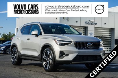 Certified 2025 Volvo XC40 B5 Ultra w/ Climate Package