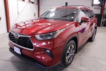 Used 2022 Toyota Highlander XLE