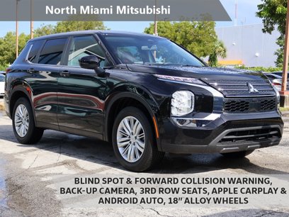 Used 2023 Mitsubishi Outlander ES