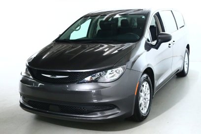 Used 2022 Chrysler Voyager LX