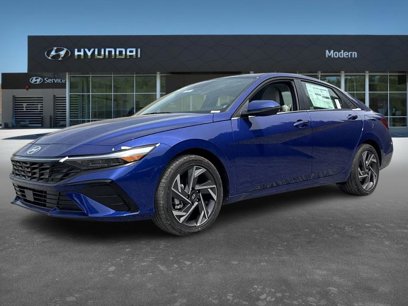 New 2025 Hyundai Elantra Limited