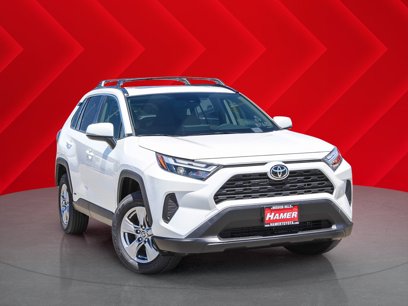New 2025 Toyota RAV4 XLE