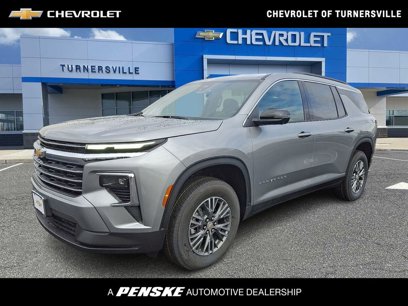 New 2025 Chevrolet Traverse LT