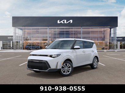 New 2025 Kia Soul LX