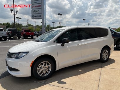 New 2025 Chrysler Voyager LX
